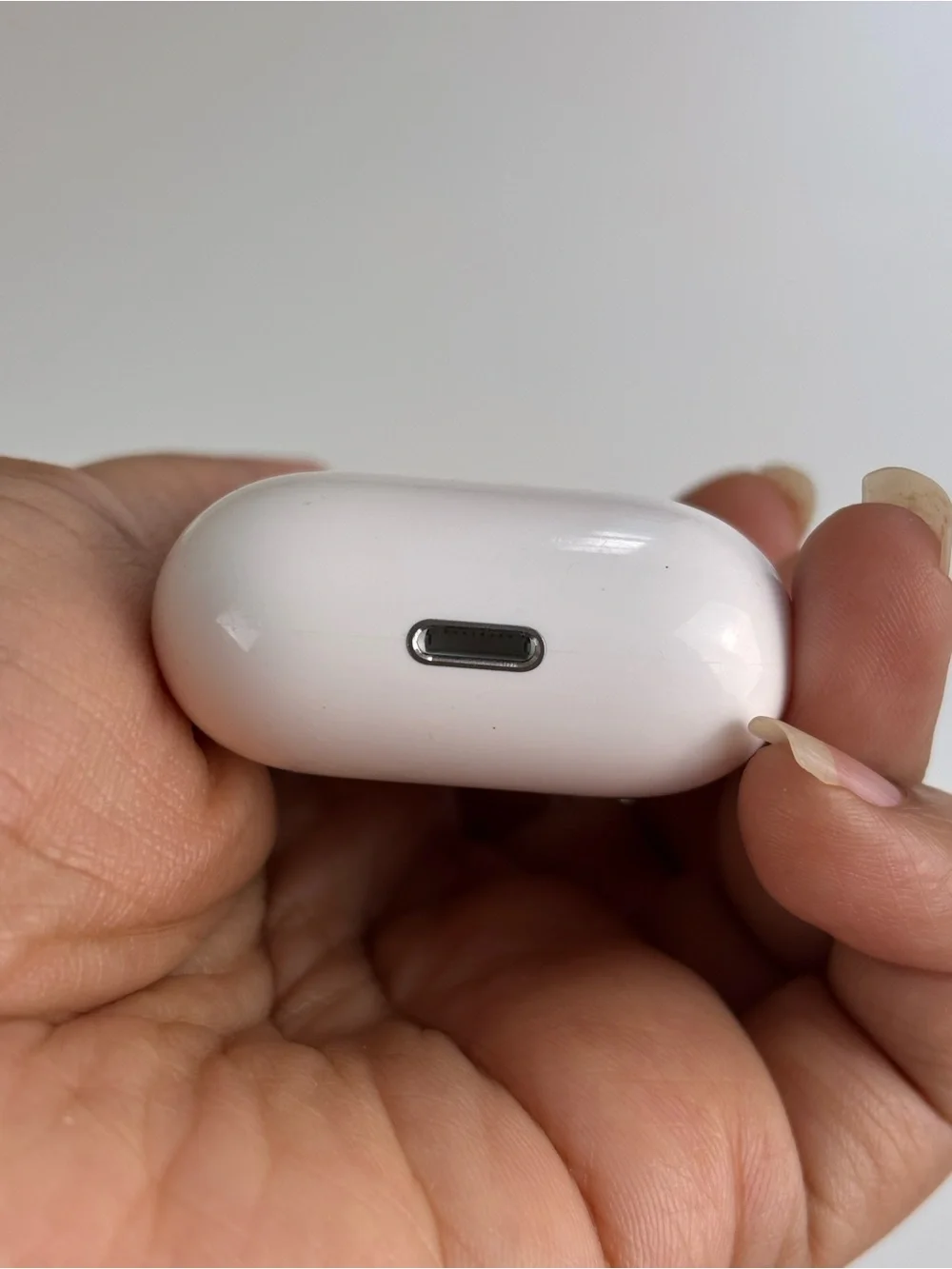 Apple White Wireless Earbuds with Case and Accessories